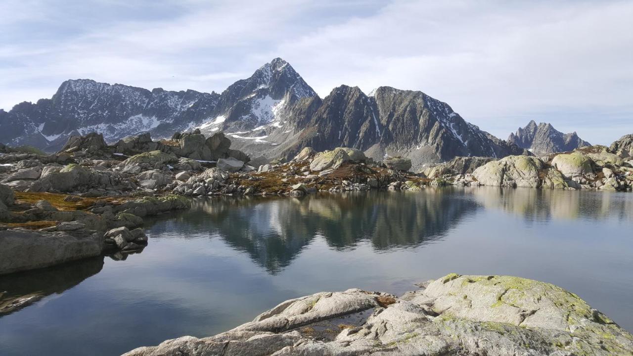 Апартаменты Tgesa Dutg Grond Седрён Экстерьер фото
